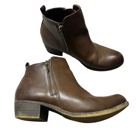 Dunes Dolly Brown Ankle Booties - Picture 1 of 7